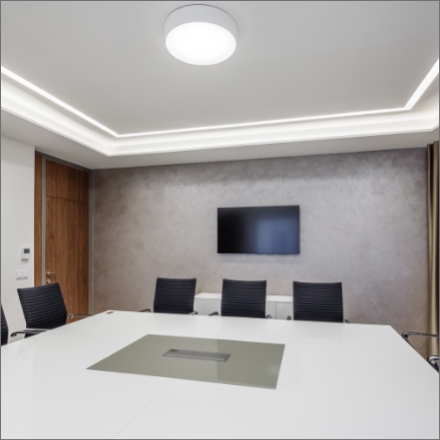 UNI in meeting room
